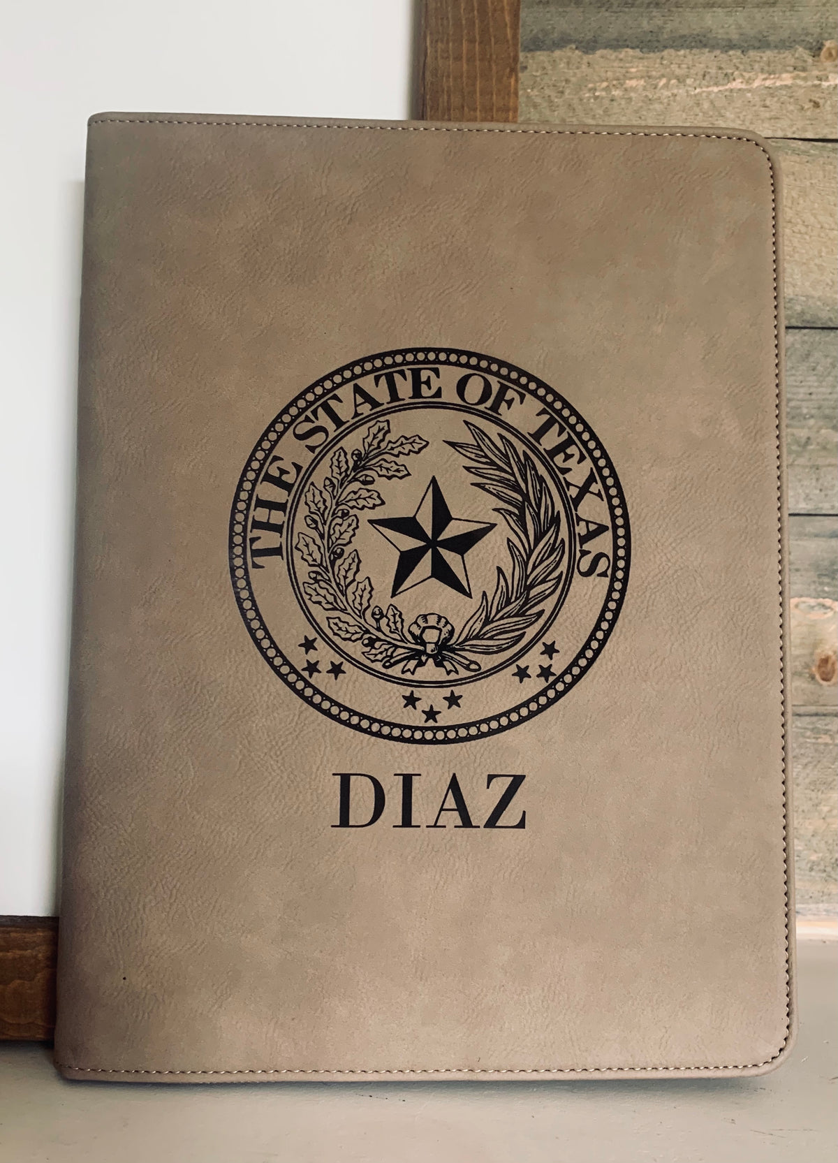 Personalized Portfolio with Notepad