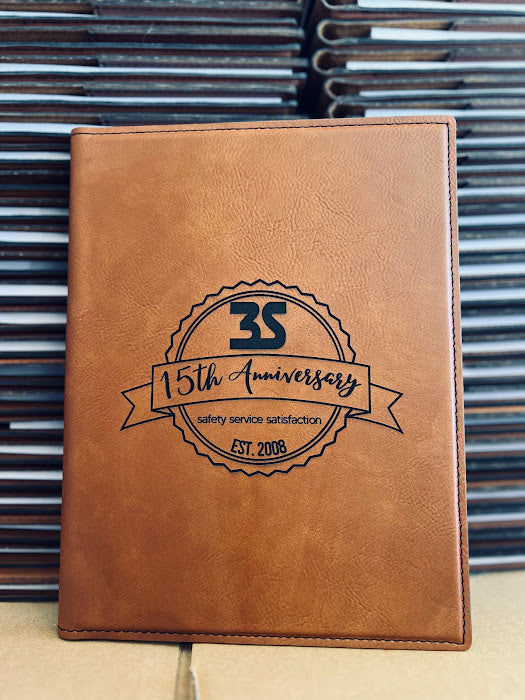 Personalized Portfolio with Notepad