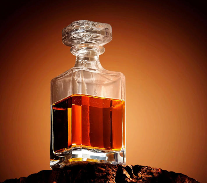 Personalized Whiskey Decanter with Rocks Glasses